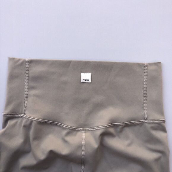 Vuori Colorblock Studio Legging in Light Oregano Size Small High Rise. LIKE NEW! - Picture 11 of 11